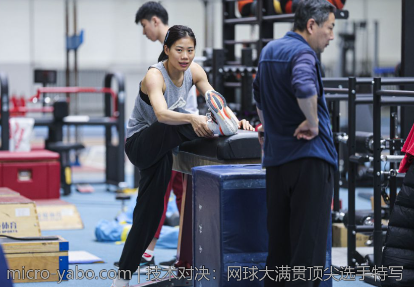 技术对决：网球大满贯顶尖选手特写